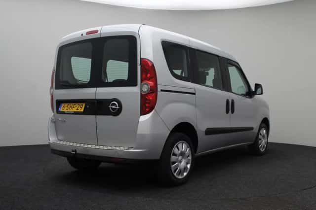 Opel Combo (2013) thumbnail 5