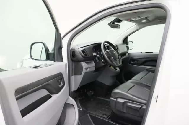 Opel Vivaro (2019) thumbnail 2