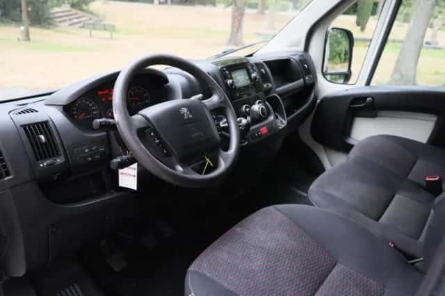 Peugeot Boxer (2015) thumbnail 4
