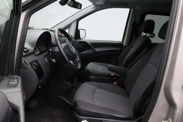 Mercedes-Benz Vito (2011) thumbnail 5