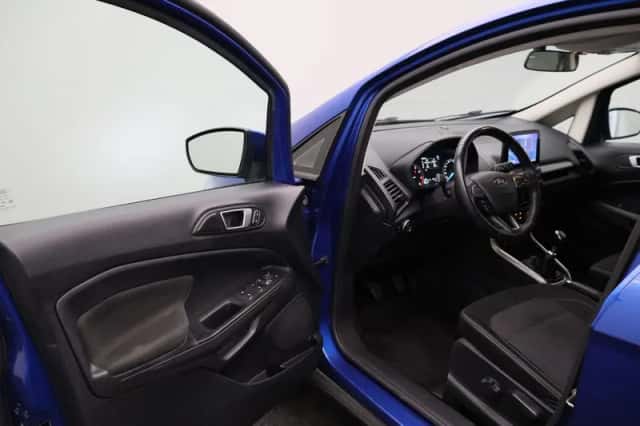 Ford EcoSport (2018) thumbnail 2
