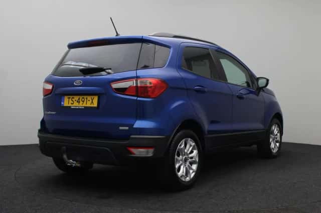 Ford EcoSport (2018) thumbnail 4