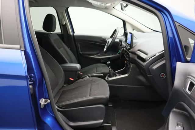 Ford EcoSport (2018) thumbnail 5