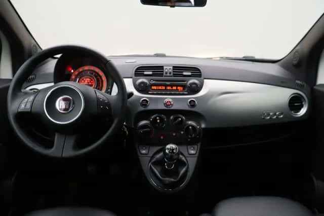 Fiat 500 (2011) thumbnail 4