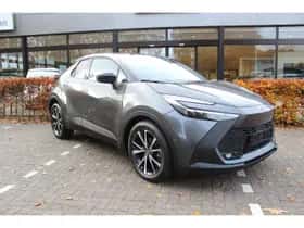 Toyota C-HR (2024) thumbnail 15