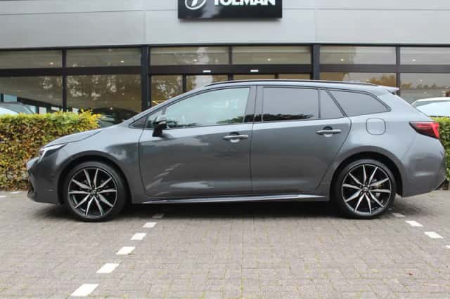 Toyota Corolla (2023) thumbnail 5