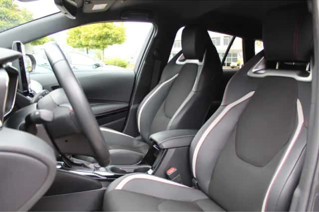Toyota Corolla (2023) thumbnail 6
