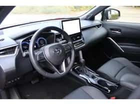 Toyota Corolla (2024) thumbnail 3