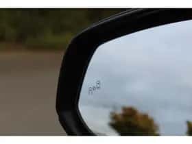 Toyota Corolla (2024) thumbnail 4