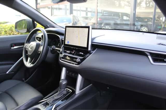 Toyota Corolla (2024) thumbnail 6