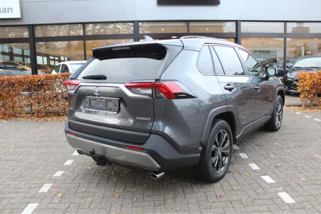 Toyota RAV4 (2022) thumbnail 13