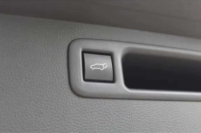 Toyota Highlander (2024) thumbnail 13