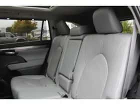 Toyota Highlander (2024) thumbnail 16