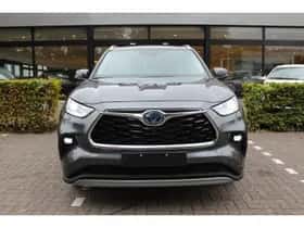 Toyota Highlander (2024) thumbnail 3