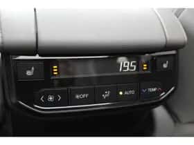 Toyota Highlander (2024) thumbnail 30
