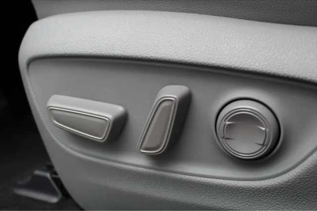 Toyota Highlander (2024) thumbnail 31