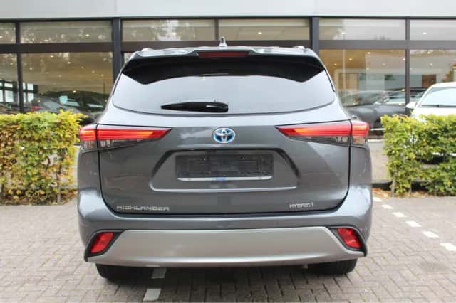 Toyota Highlander (2024) thumbnail 9