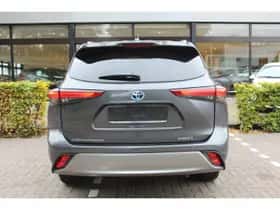 Toyota Highlander (2024) thumbnail 9