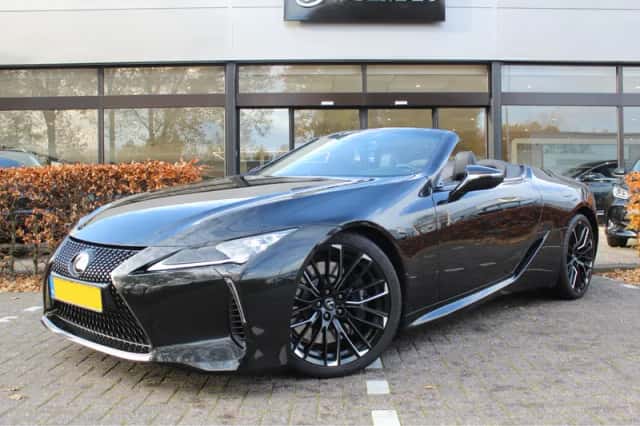 Lexus LC (2023) thumbnail 2