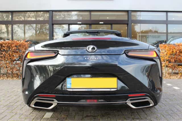 Lexus LC (2023) thumbnail 15