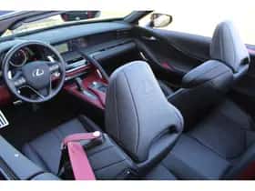 Lexus LC (2023) thumbnail 3