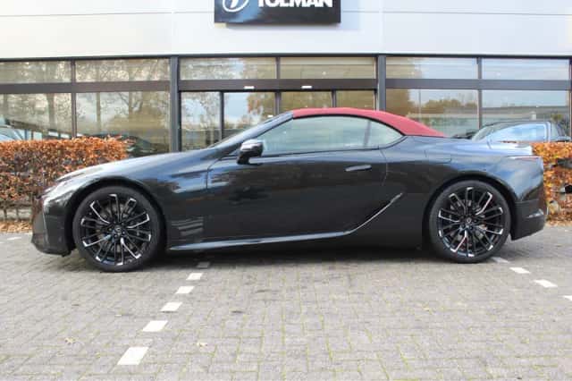 Lexus LC (2023) thumbnail 6