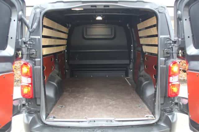 Toyota Proace (2024) thumbnail 11