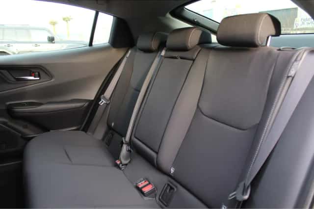 Toyota Prius (2024) thumbnail 17