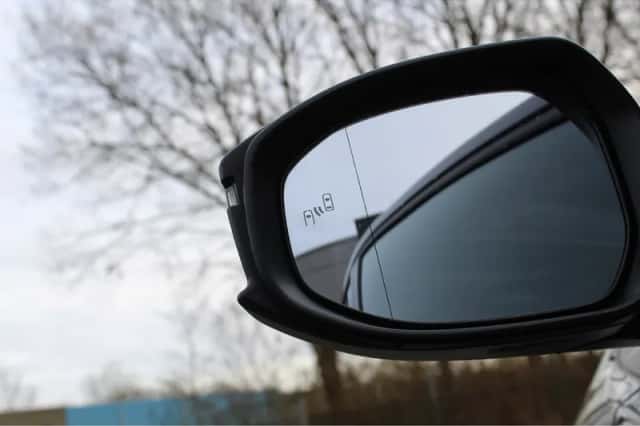 Toyota Prius (2024) thumbnail 18
