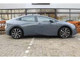 Toyota Prius (2024) thumbnail 7
