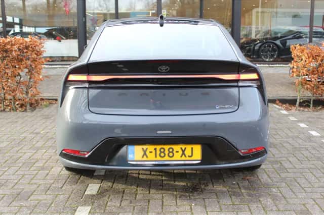 Toyota Prius (2024) thumbnail 9