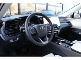 Lexus RX (2026) thumbnail 2