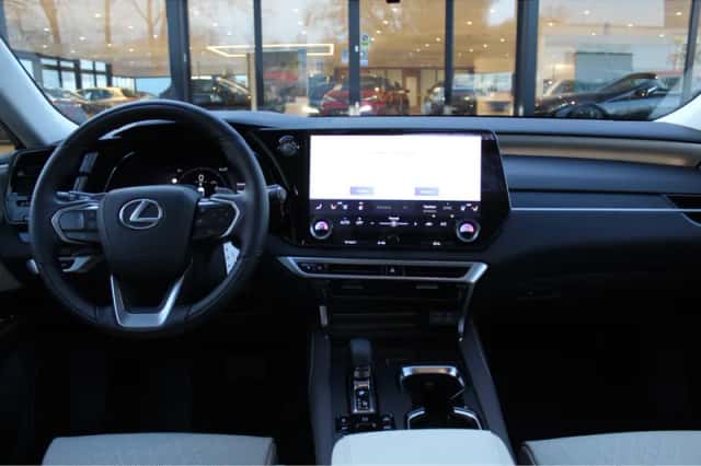 Lexus RX (2026) thumbnail 4