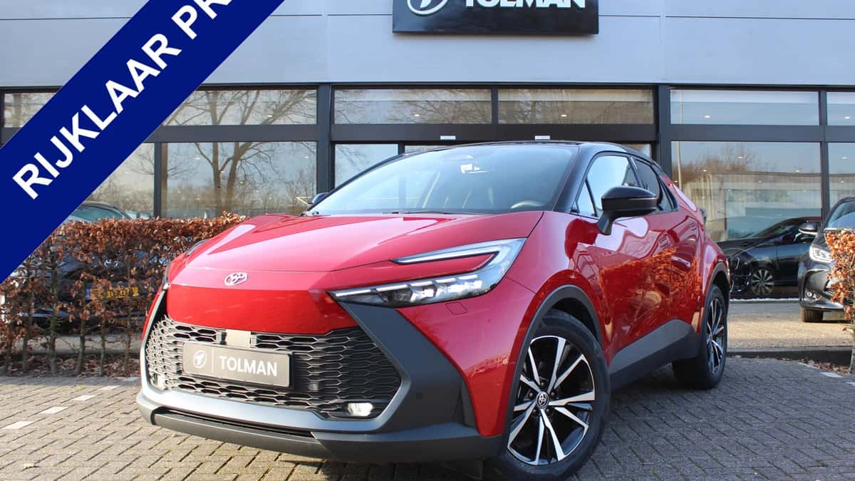 Toyota C-HR (2024) — foto 1