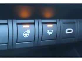 Toyota C-HR (2024) thumbnail 27