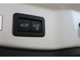Toyota C-HR (2024) thumbnail 11