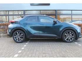Toyota C-HR thumbnail 7