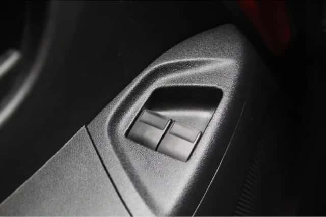 Toyota Aygo (2021) thumbnail 12