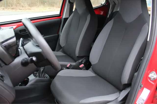 Toyota Aygo (2021) thumbnail 3