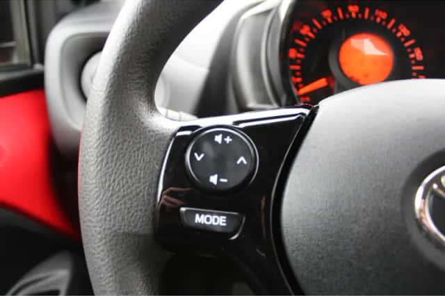 Toyota Aygo (2021) thumbnail 5