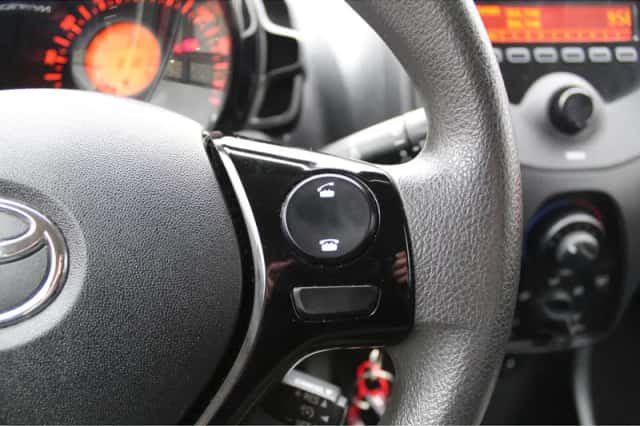 Toyota Aygo (2021) thumbnail 6