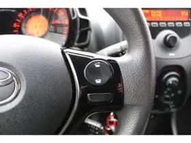 Toyota Aygo (2021) thumbnail 6