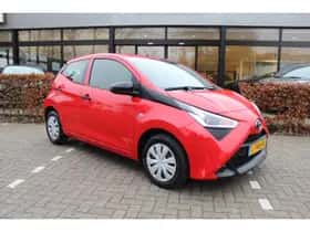 Toyota Aygo (2021) thumbnail 8