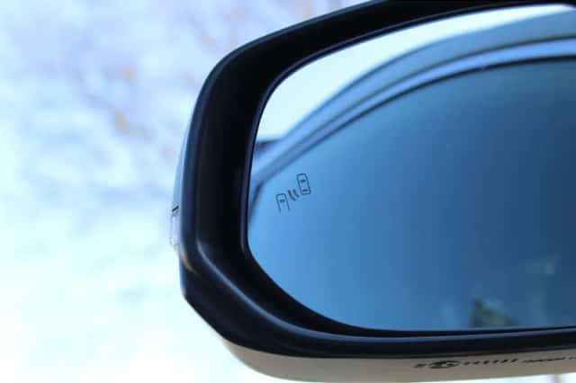 Toyota Corolla (2024) thumbnail 16