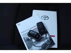Toyota C-HR (2024) thumbnail 29