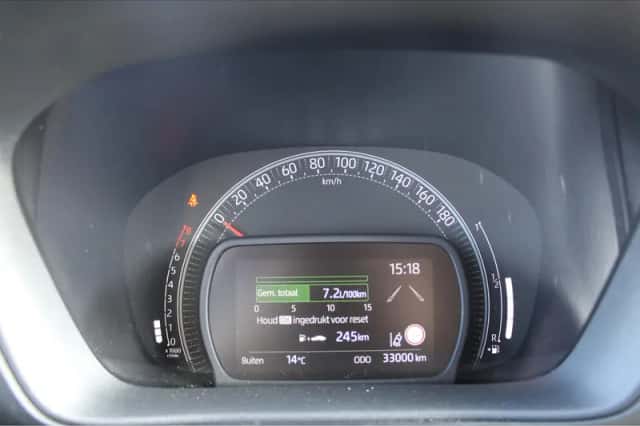 Toyota Aygo (2022) thumbnail 13