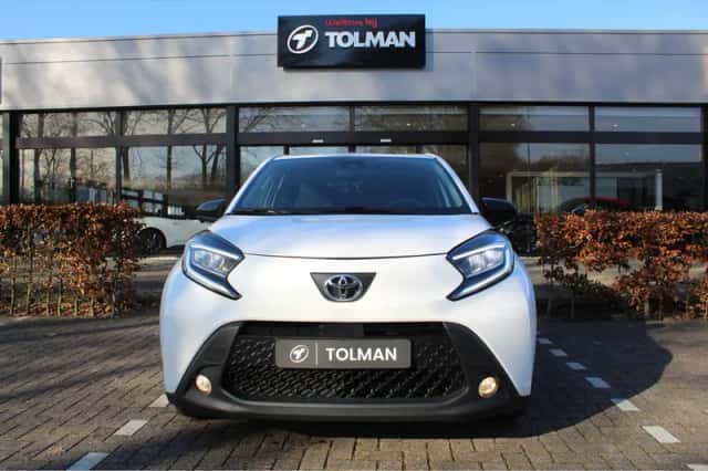 Toyota Aygo (2022) thumbnail 3
