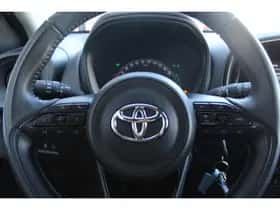 Toyota Aygo (2022) thumbnail 4