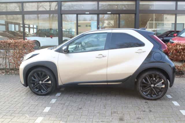 Toyota Aygo (2024) thumbnail 6
