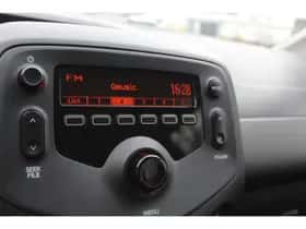 Toyota Aygo (2017) thumbnail 6